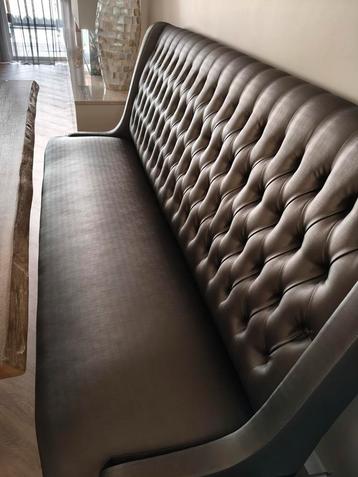 Nog als nieuw eetkamerbank 200x65 beschikbaar voor biedingen