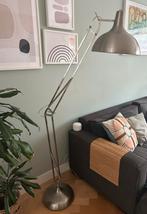 Moderne Stalen Vloerlamp, Huis en Inrichting, Lampen | Vloerlampen, Ophalen, Gebruikt, Metaal, 150 tot 200 cm