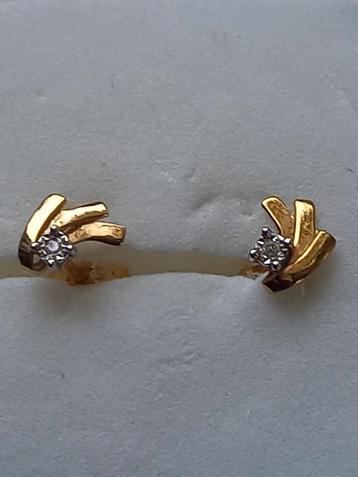 MOOIE GOUDEN ( 585 ) 14 KARAATS GEMERKTE STEEK OORBELLEN , Z beschikbaar voor biedingen