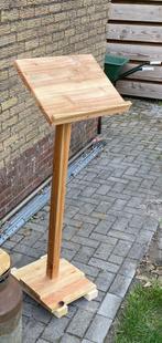 Houten spreekgestoelte, katheder of lessenaar, Ophalen, Gebruikt