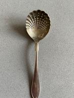 Antieke suikerstrooilepel met schelpvormige bak, Ophalen of Verzenden