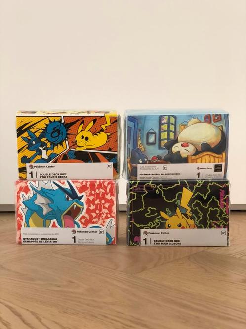 Diverse Pokemon Deckboxen van de Pokemon Center, Verzamelen, Speelkaarten, Jokers en Kwartetten, Zo goed als nieuw, Speelkaart(en)