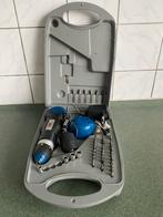 Accu Schroefmachine + 30 Accessoires, Doe-het-zelf en Verbouw, Gereedschap | Boormachines, Gebruikt, Variabele snelheid, Ophalen of Verzenden