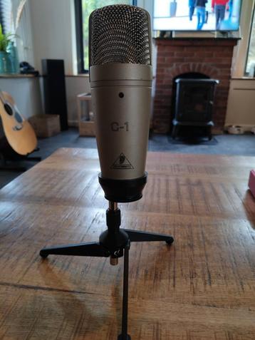 Behringer C-1 Condensator Microfoon met Standaard beschikbaar voor biedingen