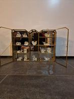 Miniatuur glazen kastje met kristallen figuurtjes., Antiek en Kunst, Ophalen of Verzenden