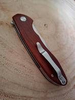 Degelijke EDC RVS zakmes met houten greep en clip NIEUW, Ophalen of Verzenden, Nieuw