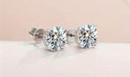 Silveren oorbellen met 2ct Moissanite diamanten, Ophalen of Verzenden, Nieuw, Zilver, Zilver