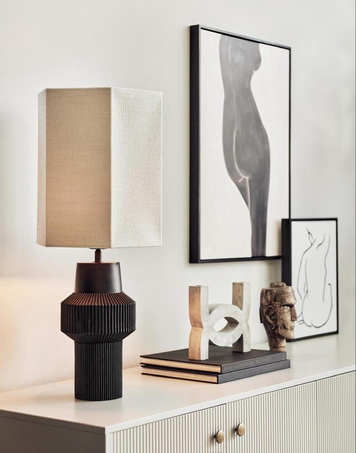 Karwei Tafellamp - Stijlvol Design, Huis en Inrichting, Lampen | Tafellampen, Zo goed als nieuw, 50 tot 75 cm, Hout, Ophalen of Verzenden
