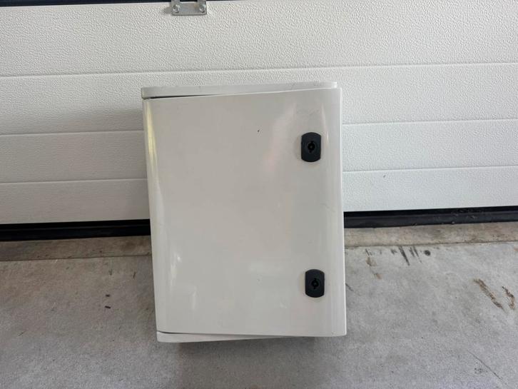Schakelkast Legrand 300x400x200 kunststof 036251, Hobby en Vrije tijd, Elektronica-componenten, Gebruikt, Ophalen of Verzenden