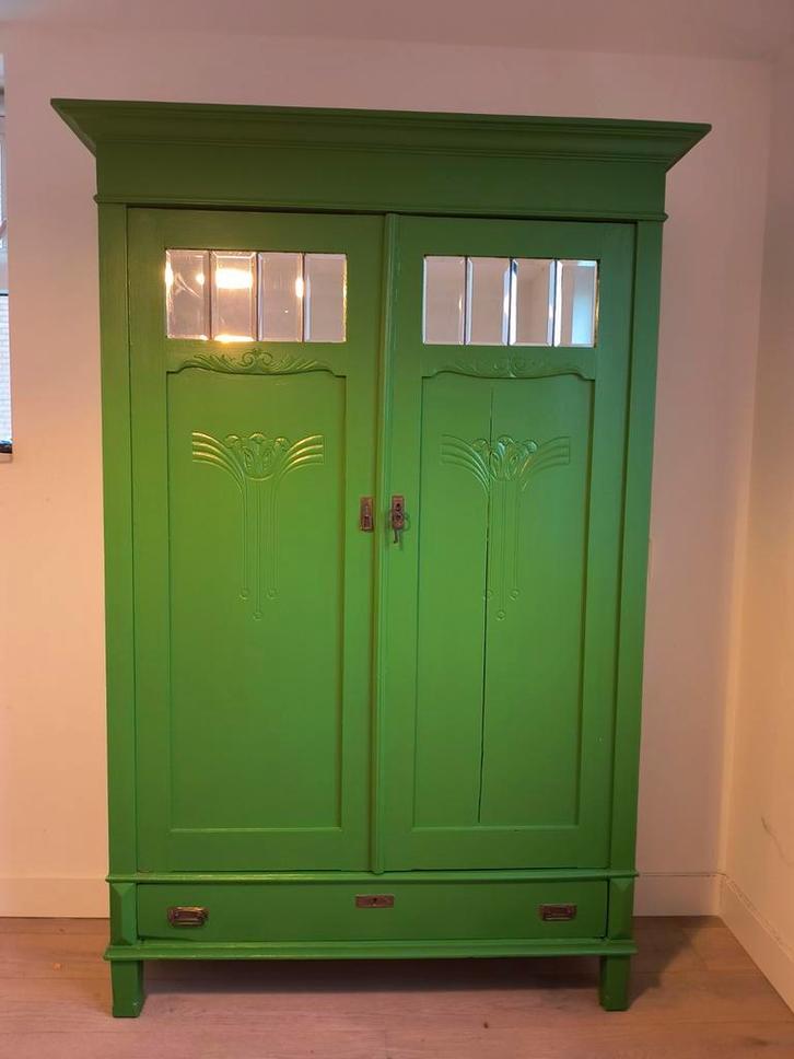 Brocante meidenkast, antiek en vintage kledingkast, Huis en Inrichting, Kasten | Kledingkasten, Gebruikt, 150 tot 200 cm, 100 tot 150 cm