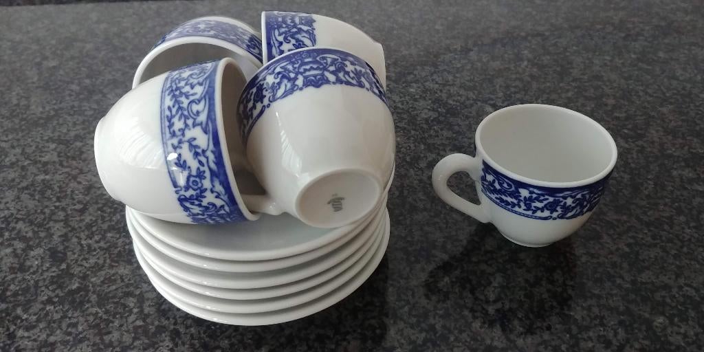 5 espressokopjes schoteltjes blauw Suisse Langenthal 5,5cm, Ophalen of Verzenden