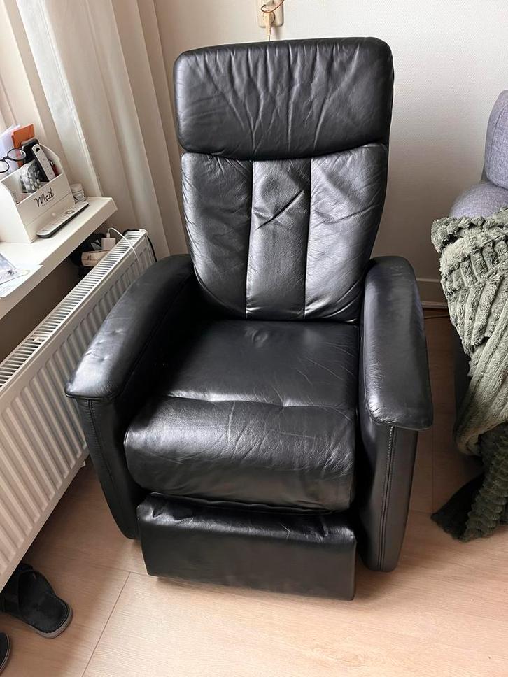 Leren relaxfauteuil - verstelbaar, Huis en Inrichting, Fauteuils, Gebruikt, Leer, 75 tot 100 cm, Ophalen