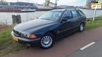 BMW 5-serie Touring 523i Executive, Auto's, BMW, Origineel Nederlands, Te koop, 5 stoelen, Benzine