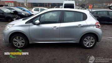 Peugeot 208 I onderdelen (kleur: EZR) donorauto beschikbaar voor biedingen