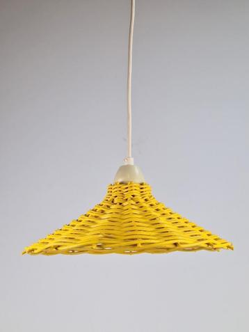 Vintage rotan geel hanglamp scandinavisch ’60 boho Japandi beschikbaar voor biedingen