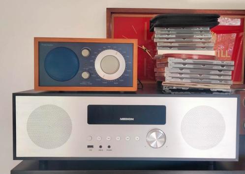 Tivoli Model One, Medion 4400, cd's en vliegtuigje en gsm, Audio, Tv en Foto, Radio's, Gebruikt, Radio, Ophalen of Verzenden