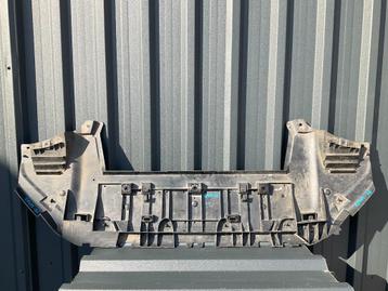 Bumper onderplaat Peugeot Expert Citroen Opel 9808501880 Lip beschikbaar voor biedingen