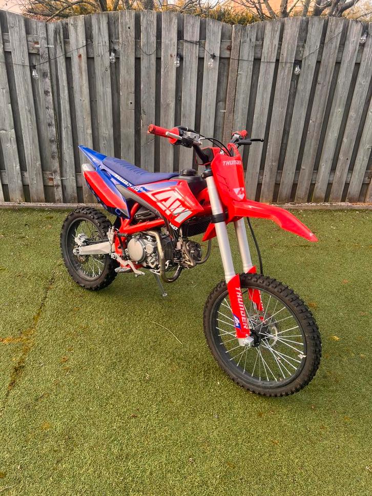 Apollo thunder 150cc, Fietsen en Brommers, Minibikes, Midibikes en Pitbikes, Gebruikt, Pitbike, Ophalen