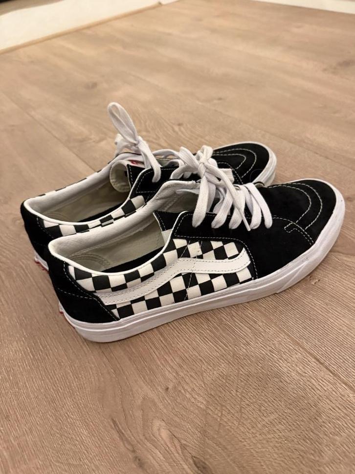 Vans SK8 Low maat 44 zgan, Kleding | Heren, Schoenen, Zo goed als nieuw, Zwart, Ophalen of Verzenden