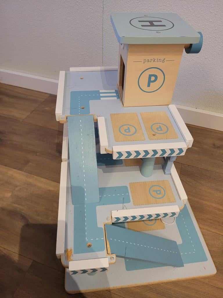 little Dutch auto garage, Kinderen en Baby's, Speelgoed | Houten speelgoed, Ophalen of Verzenden, Gebruikt
