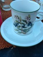 kop en schotel Winterling bavaria, Huis en Inrichting, Keuken | Servies, Gebruikt, Ophalen of Verzenden, Overige stijlen, Kop(pen) en/of Schotel(s)