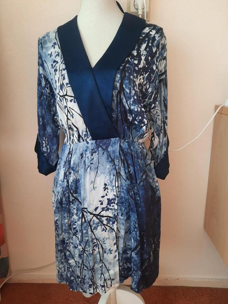 ELISABETTA FRANCHI jurk mt 36, Kleding | Dames, Jurken, Zo goed als nieuw, Maat 36 (S), Blauw, Boven de knie, Ophalen of Verzenden