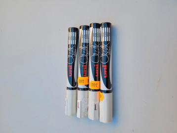 4 posca chalk markers wit beschikbaar voor biedingen
