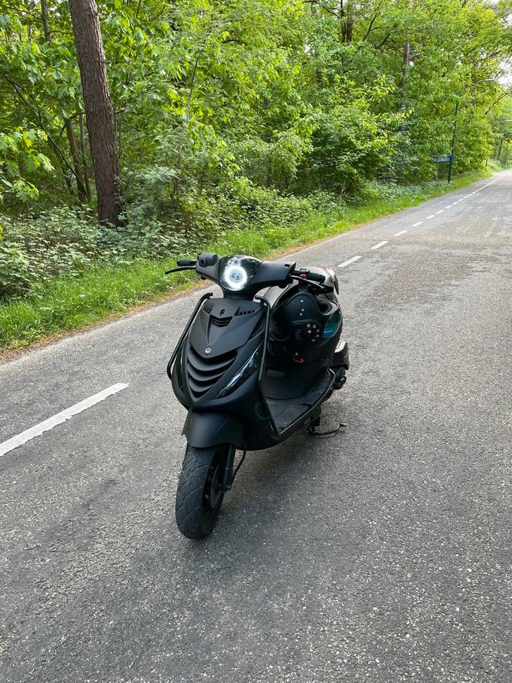 Piaggio Zip 4t 50cc - Mallossi multivar, Fietsen en Brommers, Scooters | Yamaha, Gebruikt, Overige modellen, Maximaal 45 km/u