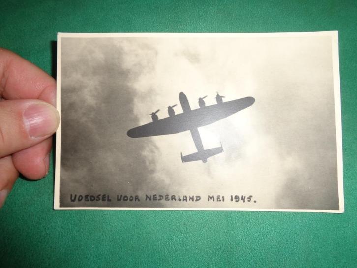 Oorlog wo2 voedseldropping operatie manna Chowhound, Verzamelen, Militaria | Tweede Wereldoorlog, Boek of Tijdschrift, Nederland