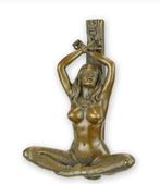 Kleine bronzen beeld . Erotische style . Nude, Antiek en Kunst, Ophalen of Verzenden
