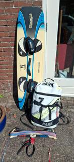 Complete kiteset: kite (7), bar en board, Watersport en Boten, Kitesurfen, Gebruikt, Kitesurf-set, Twintip, Ophalen of Verzenden