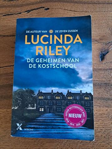 De geheimen van de kostschool. beschikbaar voor biedingen