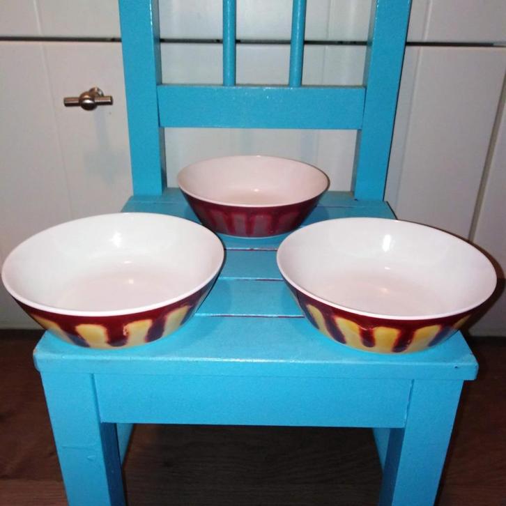 Mona dessert schaaltjes 3 stuks, Huis en Inrichting, Keuken | Servies, Gebruikt, Schaal of Schalen, Overige stijlen, Aardewerk