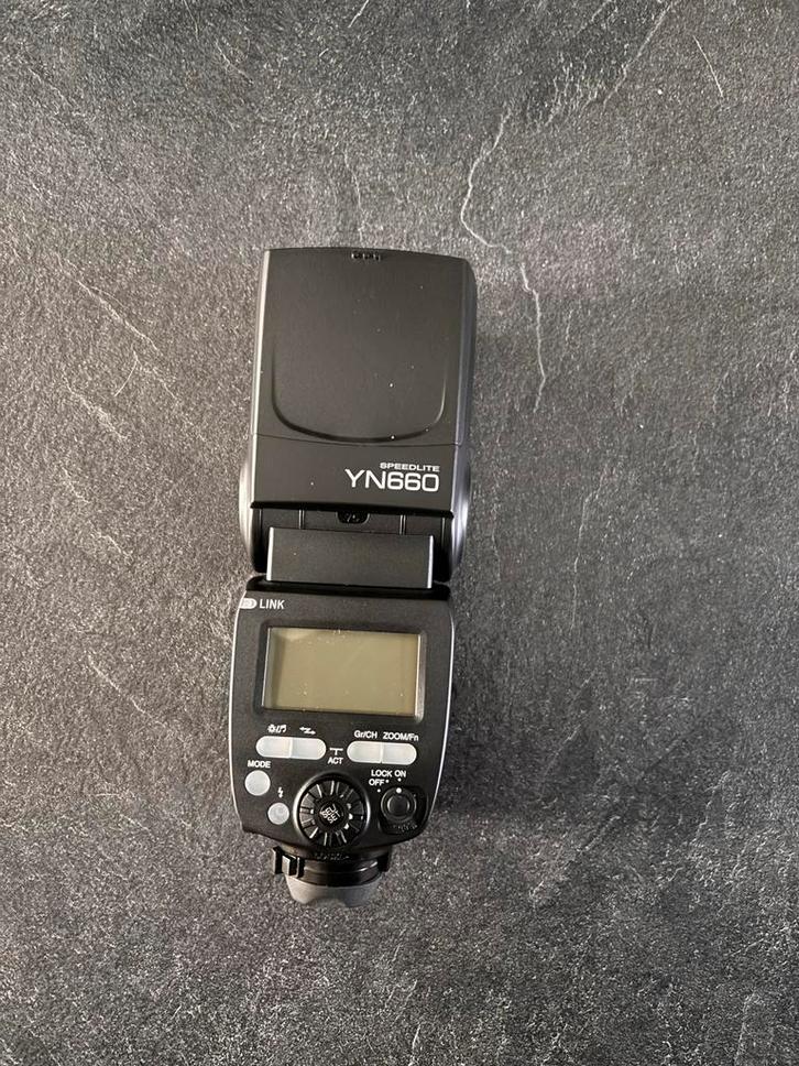 Yongnuo YN-660 Speedlight + YN560-TX II Trigger, Audio, Tv en Foto, Fotografie | Flitsers, Zo goed als nieuw, Overige merken, Kantelbaar