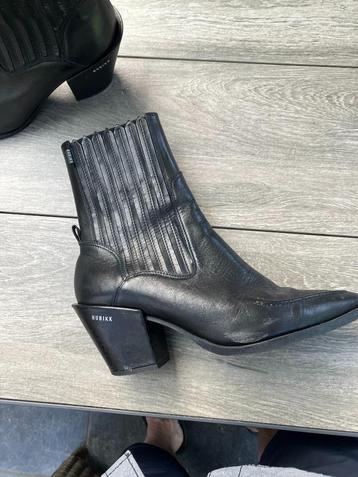 Nubbik damesboots, maat 41 beschikbaar voor biedingen