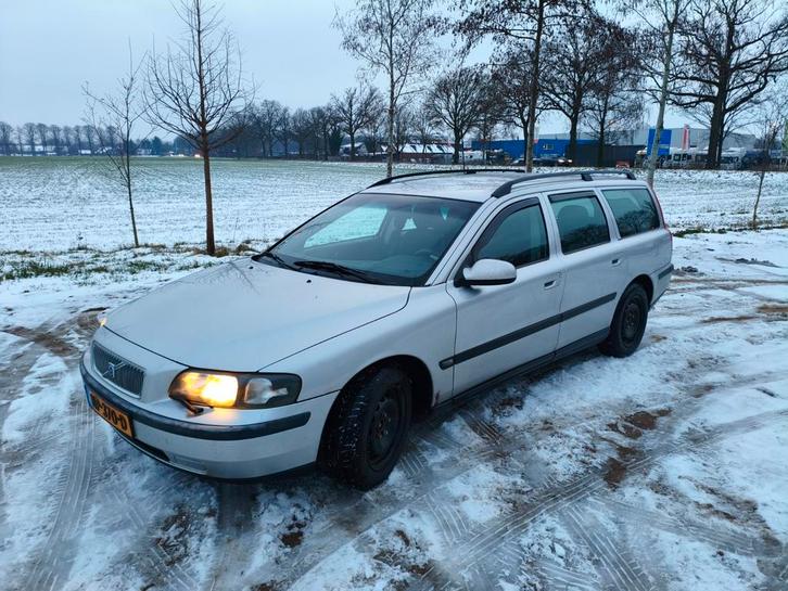 Volvo V70 2.4 5 cilinder 7 persoons, Auto's, Volvo, Particulier, V70, ABS, Airbags, Airconditioning, Alarm, Boordcomputer, Centrale vergrendeling