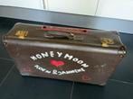 ‘Enveloppendoos’ bruiloft van vintage koffer., Ophalen of Verzenden, Gebruikt, Versiering, Geboorte of Huwelijk