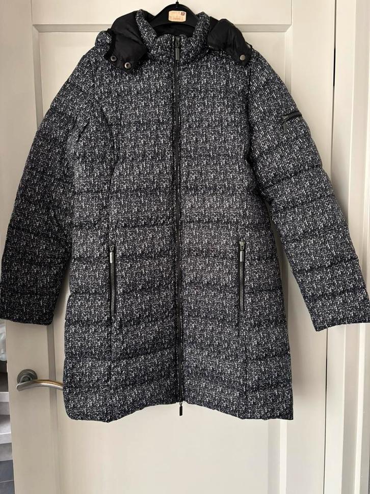 Winterjas dames maat M, Kleding | Dames, Jassen | Winter, Zo goed als nieuw, Maat 38/40 (M), Overige kleuren, Ophalen of Verzenden