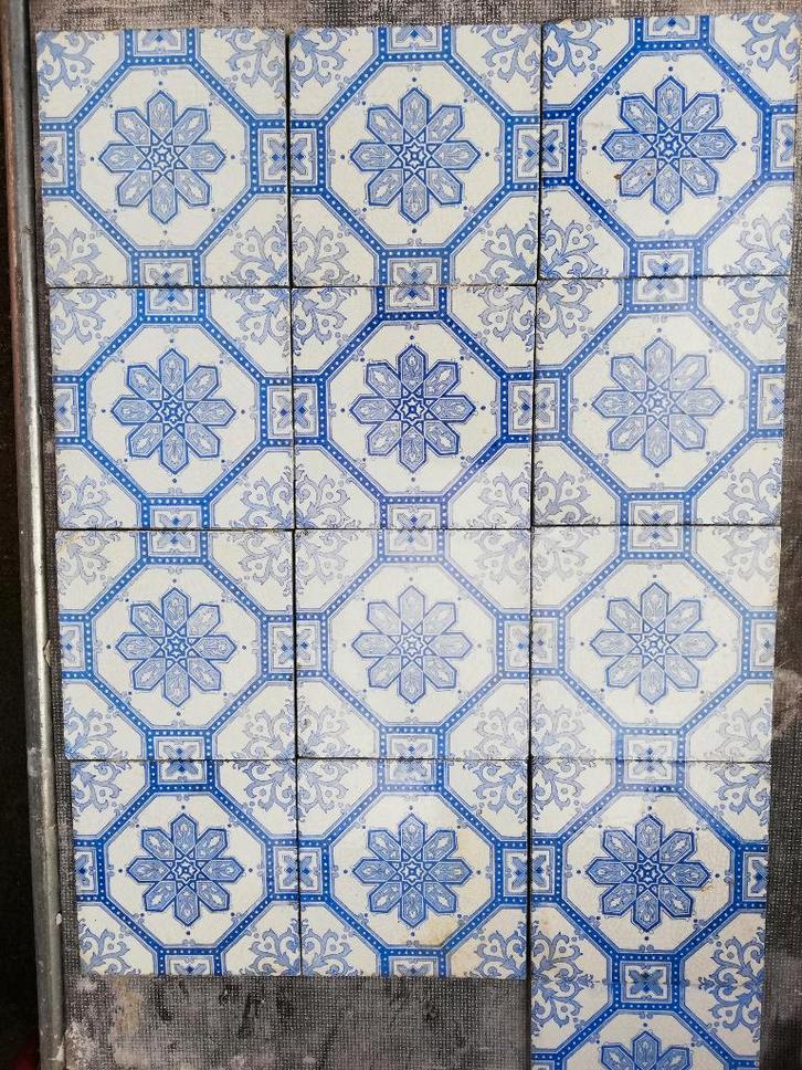 36 antieke wandtegels met motief in blauw/wit, Antiek en Kunst, Antiek | Wandborden en Tegels, Ophalen