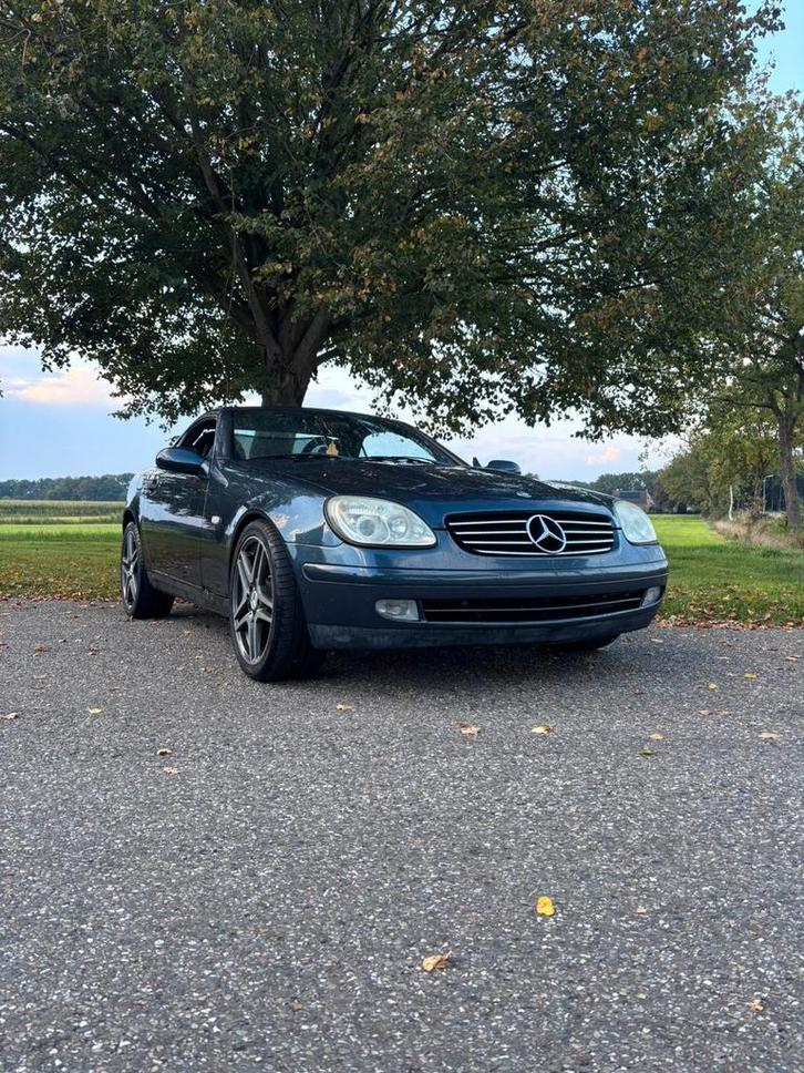 Mercedes-Benz SLK 2.0 Slk200 Roadster 1998 Grijs, Auto's, Mercedes-Benz, Particulier, SLK, Benzine, Cabriolet, Handgeschakeld