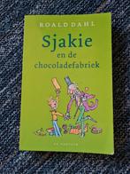 Roald Dahl - Sjakie en de chocoladefabriek, Ophalen of Verzenden, Zo goed als nieuw, Roald Dahl