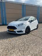 Ford Fiësta 1.6 ST 3D 2016 Wit 250pk!, Voorwielaandrijving, 1596 cc, Euro 6, 4 cilinders