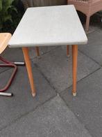 Vintage Kindertafeltje, Kinderen en Baby's, Kinderkamer | Tafels en Stoelen, Ophalen