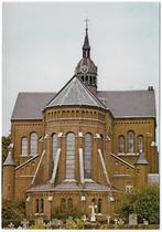 Beneden Leeuwen R.K. kerk Gelopen ansichtkaart B4820, Verzamelen, Ansichtkaarten | Nederland, Ophalen of Verzenden, 1980 tot heden