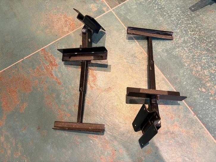 Luidspreker ophangbeugels, Audio, Tv en Foto, Luidsprekers, Gebruikt, Overige typen, Minder dan 60 watt, Overige merken, Ophalen