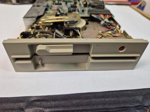 IBM 5-¼ inch 1,2Mb  floppy diskdrive voor IBM PC XT/AT, Computers en Software, Vintage Computers, Ophalen of Verzenden
