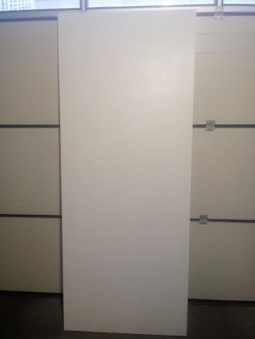 2 vlakke binnendeuren 93x231,5 beschikbaar voor biedingen