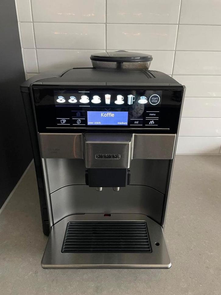 Siemens EQ. 6 plus s500 volautomatische espressomachine, Witgoed en Apparatuur, Koffiezetapparaten, Gebruikt, Gemalen koffie, Koffiebonen