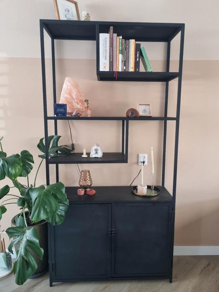 Industriële kast De Bommel, Huis en Inrichting, Kasten | Stellingkasten, Zo goed als nieuw, Ophalen