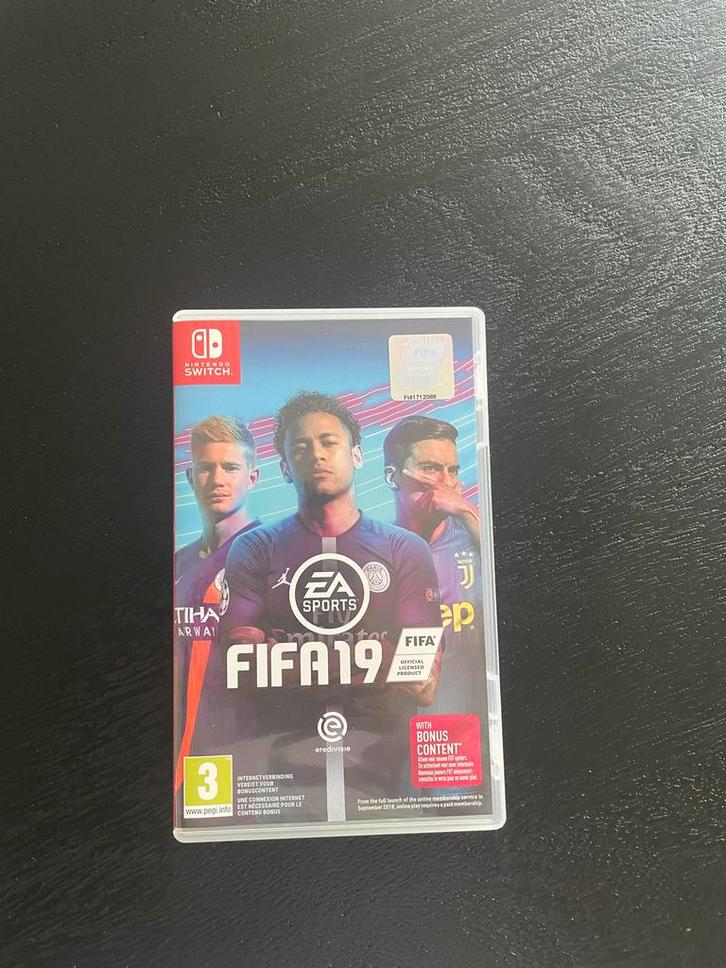 FIFA 19 - Nintendo Switch, Spelcomputers en Games, Games | Nintendo Switch, Gebruikt, Sport, 1 speler, Vanaf 3 jaar, Eén computer